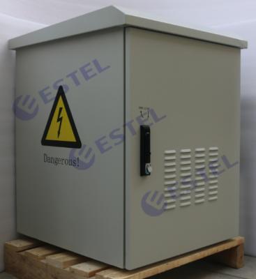 Chine métal fait sur commande du mur 15U de bâti de clôture extérieure imperméable de Cabinet avec le refroidissement de 2 fans à vendre