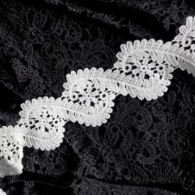 China French 100% White Bridal High Quality Water Soluble Polyester Embroidery Crochet Decorative Lace Trim for sale