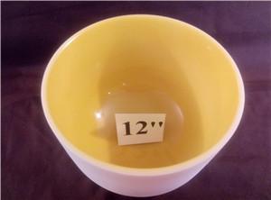 China Yellow Quartz Singing Bowls for Sound Healing Note Solar E for sale