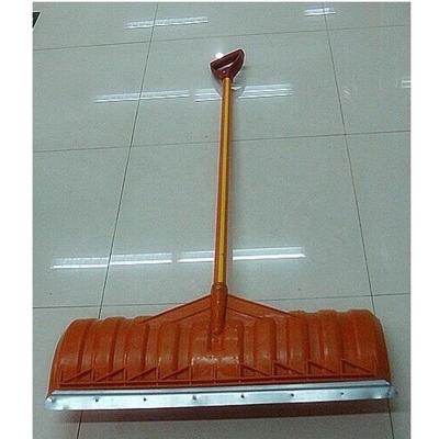 China Plastic Snow Shovel Snow Shovel With Long Handle for sale