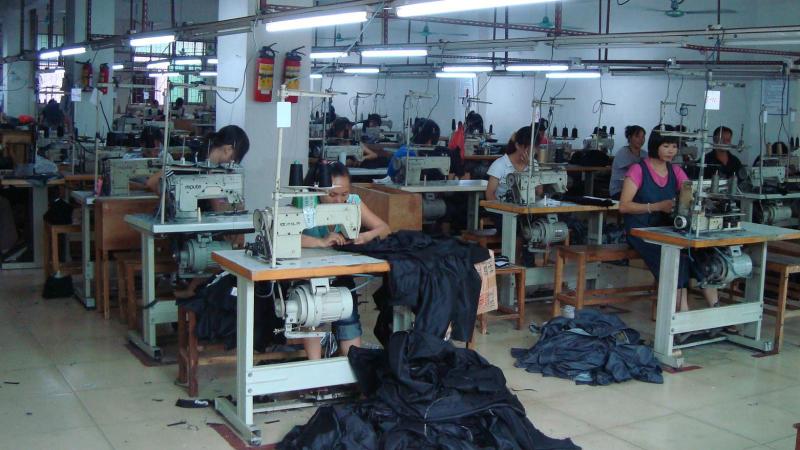 Verified China supplier - Guangzhou Cunzhuang Clothing Co., Ltd.