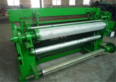 Chine Machine de soudure automatique de grillage de résistance, machine soudée à faible teneur en carbone de grillage de fil d'acier à vendre