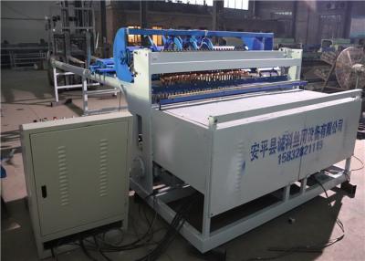 Chine machine de tissage automatique de 380V 50Hz 2.8T, grillage galvanisé clôturant la machine à vendre