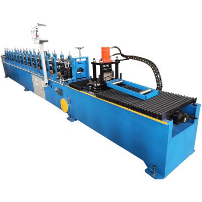 Cina 8m/Min 6T Rolling Shutter Manufacturing Machine Hydraulic Cutting in vendita