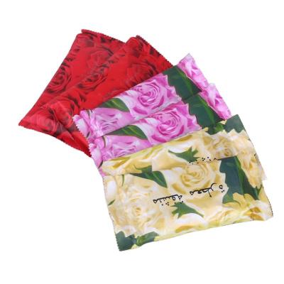 China Cheap Eco - Friendly Spunlace Fabric Soft Wholesale Nonwoven Restaurant Individually Wrapped Wet Wipes for sale