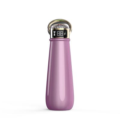 China Viable Smart Water Bottle of Crystal Reminder Drinking Magnetic Charging for sale