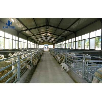 Chine Q235 Q355B Steel Livestock Shelter Poultry Farm La mise en page est conçue par Close House Chicken Farm à vendre