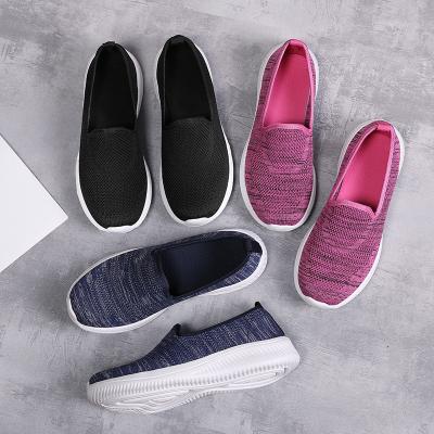 China CUSHIONING Wholesale Breathable Slip On Sneaker Walking Lady Fashion Flat Women's Sports Shoes for sale