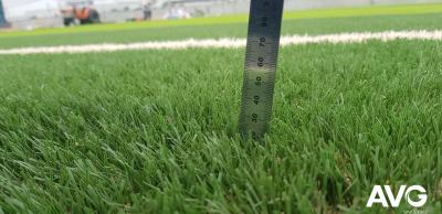 China Relvado sintético pleno da grama artificial do alto densidade 60mm para o futebol à venda