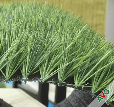 Cina La FIFA Diamond Shape Football Artificial Turf standard con 160 altezze del mucchio di Stitchs/60mm in vendita