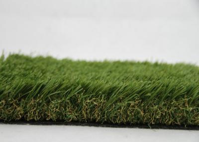 Chine Herbe artificielle commerciale imperméable du vert 35mm de jardin à vendre