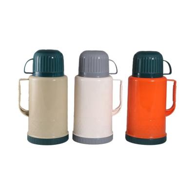 China PORTABLE Household Plastic Thermos Bottle Thermos Pot Shell Boiling Water Thermos Flask for sale