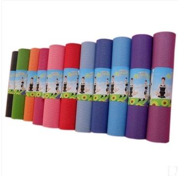 China Excellent Sticky PVC Yoga Mat Personalized , Custom Printed Exercise Floor Mats for sale