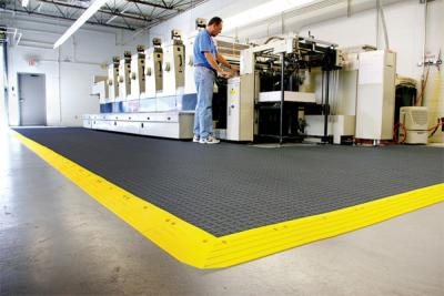 China Durable Waterproof Anti Fatigue Floor Mats Non Slip For Workshop And Garage for sale