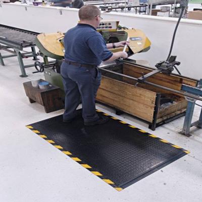 China Comfort Interlocking Anti Fatigue Floor Mats Industrial Standing Mat Safety for sale