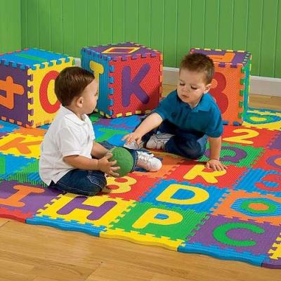 China Interlocking Childrens Play Mat Safety For Playroom , Daycare And Swimming Pool for sale