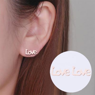 China Cute Joyeria Arete Fashion Gold Plated Stainless Steel Letter Love Heart Stud Earrings for sale