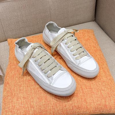 China 2022 Fashion Trend New Arrival Small White Color Silk Top Women's Breathable Platform Casual Sneakers Shoes for sale