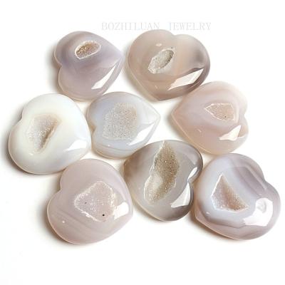 China China High Quality Crystal Heart Agate Geode Quartz Hand Carving Craft For Healing Decoration for sale