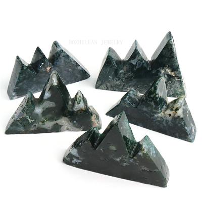 China China Wholesale Natural Mountain Agate Crystal Carving Green Aquatic Quartz Carved Craft for sale