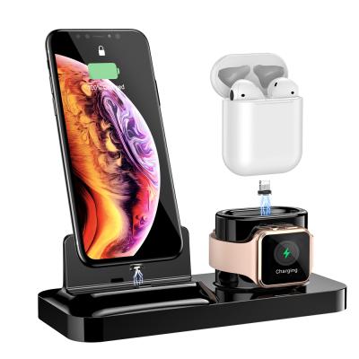 China 2019 Hot Selling 3 in 1 Cell Phone Magnetic Charger Dock Charging Station For iPhone For Apple Watch YXF179359 for sale