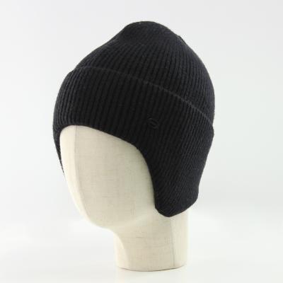 China Custom COMMON Logo Winter Soft Knit Acrylic Beanie Hat With Ear Cover for sale