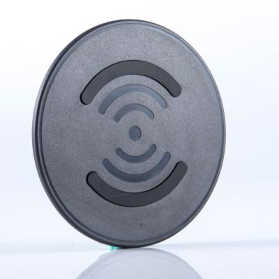 China Hot Selling Bottom Automatic Travel Cell Phone Universal Mobile Charger Phone Wireless Charger for sale