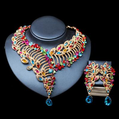 China Environmental Friendly Dubai Gold Color Jewelry Set African Jewelry Sets Gold Color Necklace And Earrings For Wedding for sale