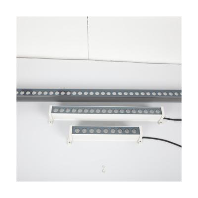 China Lamp Beads Hot Sale Aluminum+tempered Glass Wall Washer Outdoor Led Light 90-260V for sale