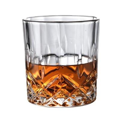 China Personalized Old Fashioned Crystal Cup Whiskey Glass Set Whiskey Wine Glasses With Thick Bottom for sale