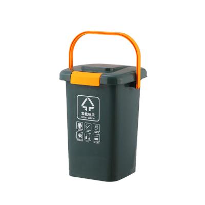 China 15L pp sustainable plastic garbage matching easy clean trash can trash bin waste bin with clip lid for sale