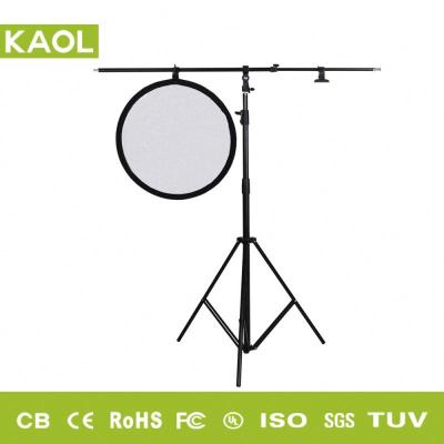 China OEM manufacturing is available made in china essential filming equipment screw portrait reflector bracket handle holder for sale