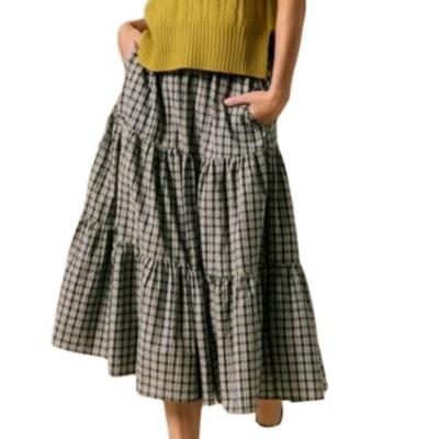 China Latest Breathable High Fit Women's Elastic Waist Skirt Original Comfort Bristol Layered Plaid Skirt for sale