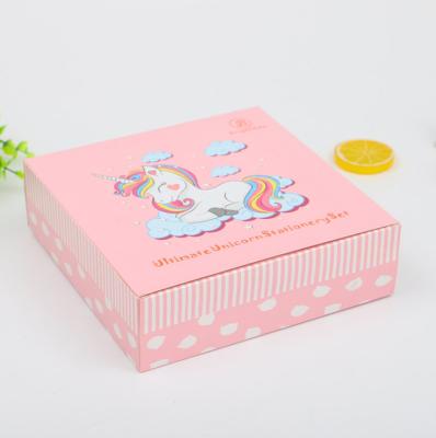 China Lovely Food Birthday Party Baby Donut Box Paper Grade Food Take Out Container Design Creative Packing Box for sale