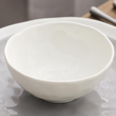 China 5 Inch Viable Wholesale Light Design Noodle Bowl White Embossed Ceramic Noodle Bowl for sale