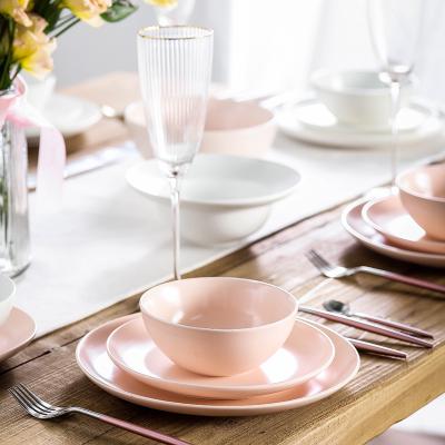 China Sustainable Style Light Luxury Nordic Practical Dish Western Ceramic Dinnerware Set for sale