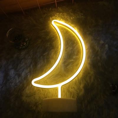 China Temperature Resistance Table Lamp Moon Shaped Marquee Neon Sign Desk Light for Home Decoration and Party Decoration for sale