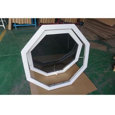 China Ventana de techo de PVC irregular moderna Baño a prueba de agua Ventanas de vidrio helado en venta