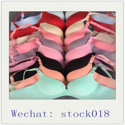 China Antibacterial Reusable Strapless Self Adhesive Thailand Lift Up Glue Breast Lift Silicone Bra for sale