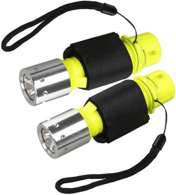 China Waterproof IP68 3 Modes Scuba Diving Flashlight with Wrist Strap IP68 Waterproof Torch for Scuba Diving for sale