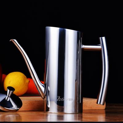 China Top Quality Steamable Handing Household Cooking 304 Stainless Steel Olive Oil Dispenser for sale