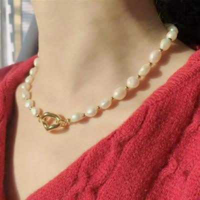 China CLASSIC Fashion 18K Plated Necklace Choker Chain Freshwater Baroque Pearl Necklaces Jewelry For Women for sale