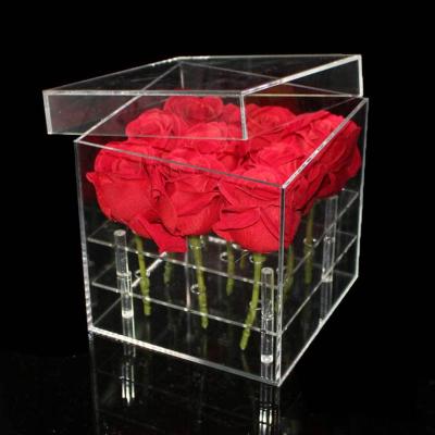 China Eco-friendly Custom Clear Acrylic Flower Storage Box Simple Acrylic Rose Box With Lid for sale