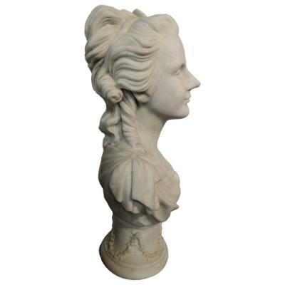 China Europe Store Window Props Show Resin Person Sculpture Modern Design Unique Resin Crafts Decoration Marble Finish Statue Gifts for sale