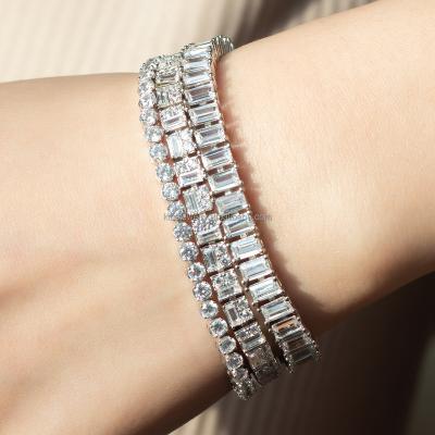 China Iced Out 18K Gold Plated Zircon Diamond CZ Diamond Casual / Sporty Hot Selling Tennis Bracelet For Women for sale