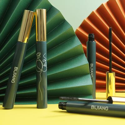 China Low MOQ Volume 4D Fiber Long Lasting Water Resistant Mascara Green Gold Water Resistant Custom Tube for sale