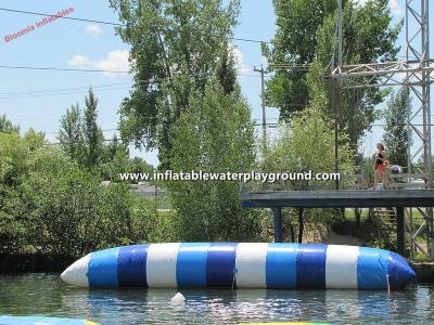 China Erwachsene, die Wasser-Spiel-aufblasbaren Katapult-Klecks im See/im Meer schwimmen zu verkaufen