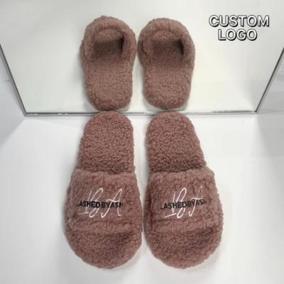 China Fashion Trend Women's Fluffy Fluffy Women's Wholesale Custom Logo Fox Fur Slides Sandals For Women Fluffy Ladies Slippers for sale