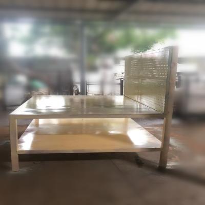 China Garment shops factory price professional customization aluminum assembly line table and workbench for workshop for sale