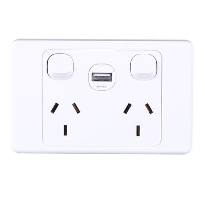 China Easy Installation YOU Attractive Design Single USB Charger 2.1A Electrical Outlet for sale